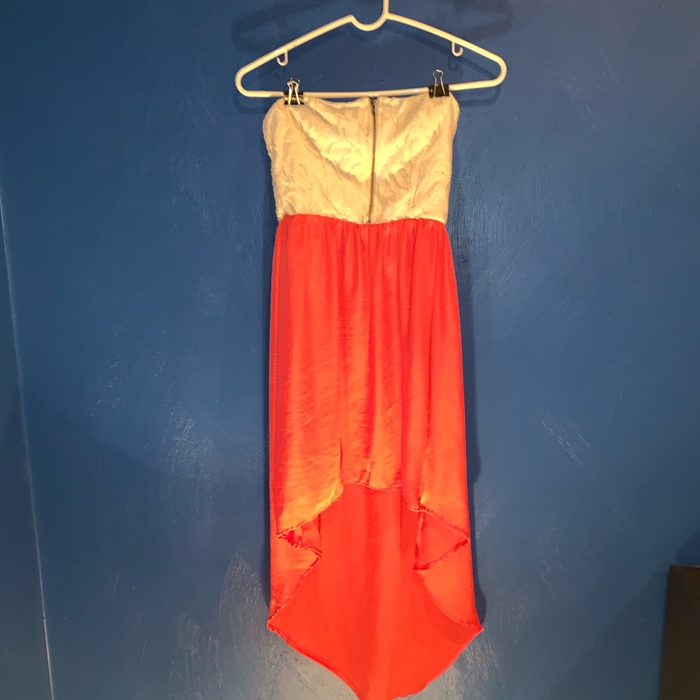 strapless dress